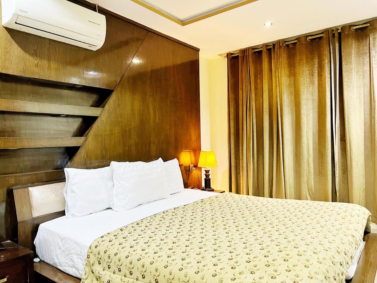 Bling Hotel International Multan Exterior photo