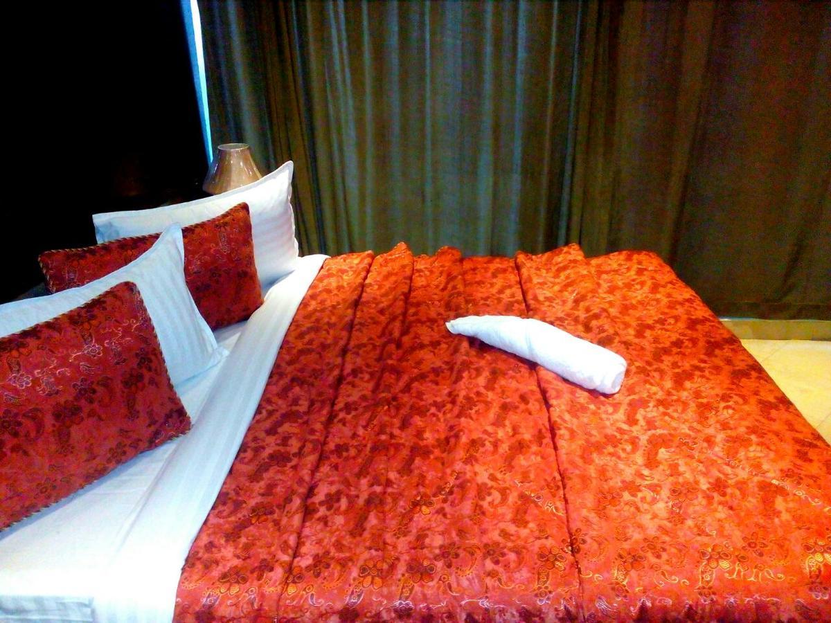 Bling Hotel International Multan Exterior photo