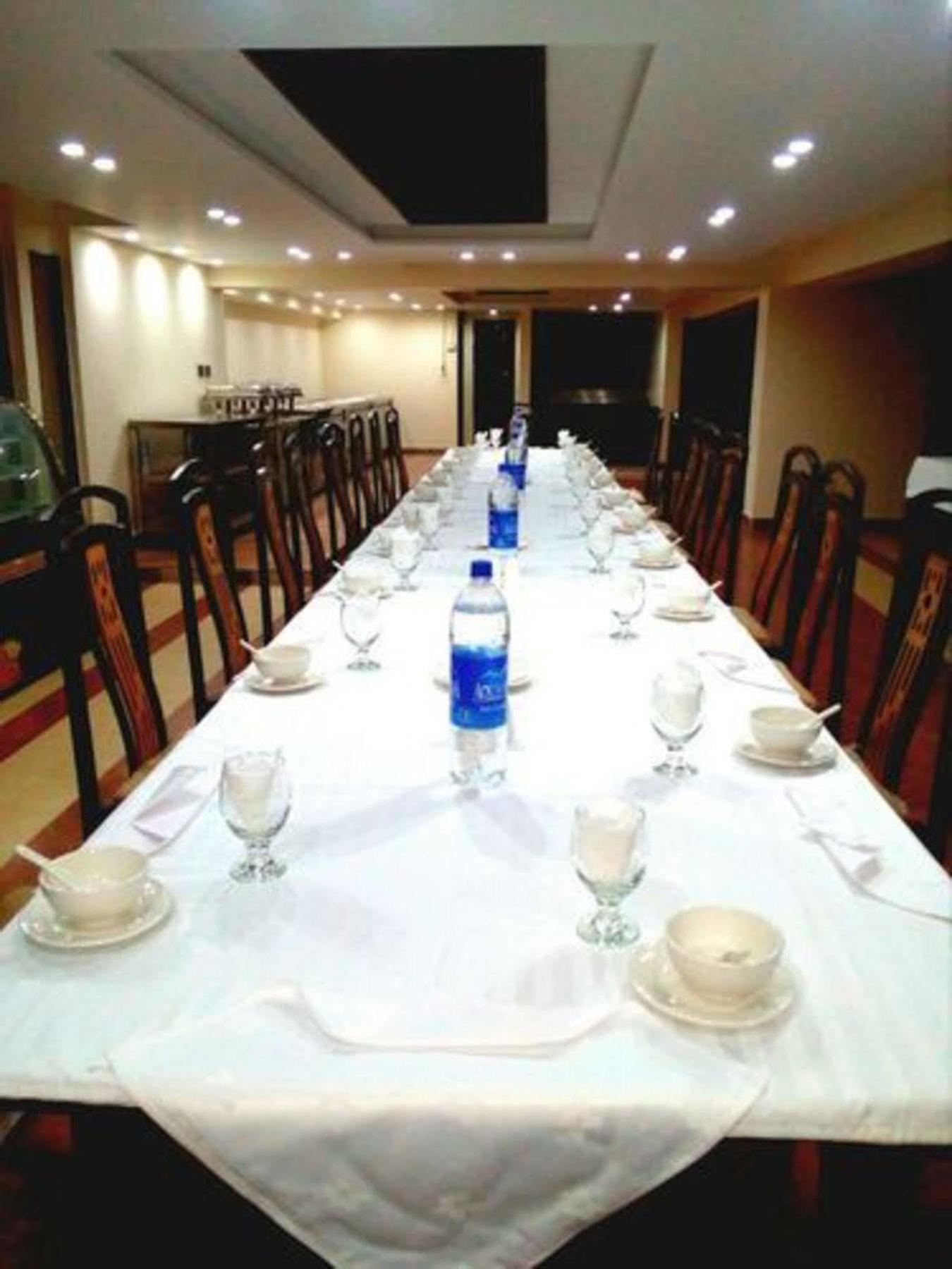 Bling Hotel International Multan Exterior photo